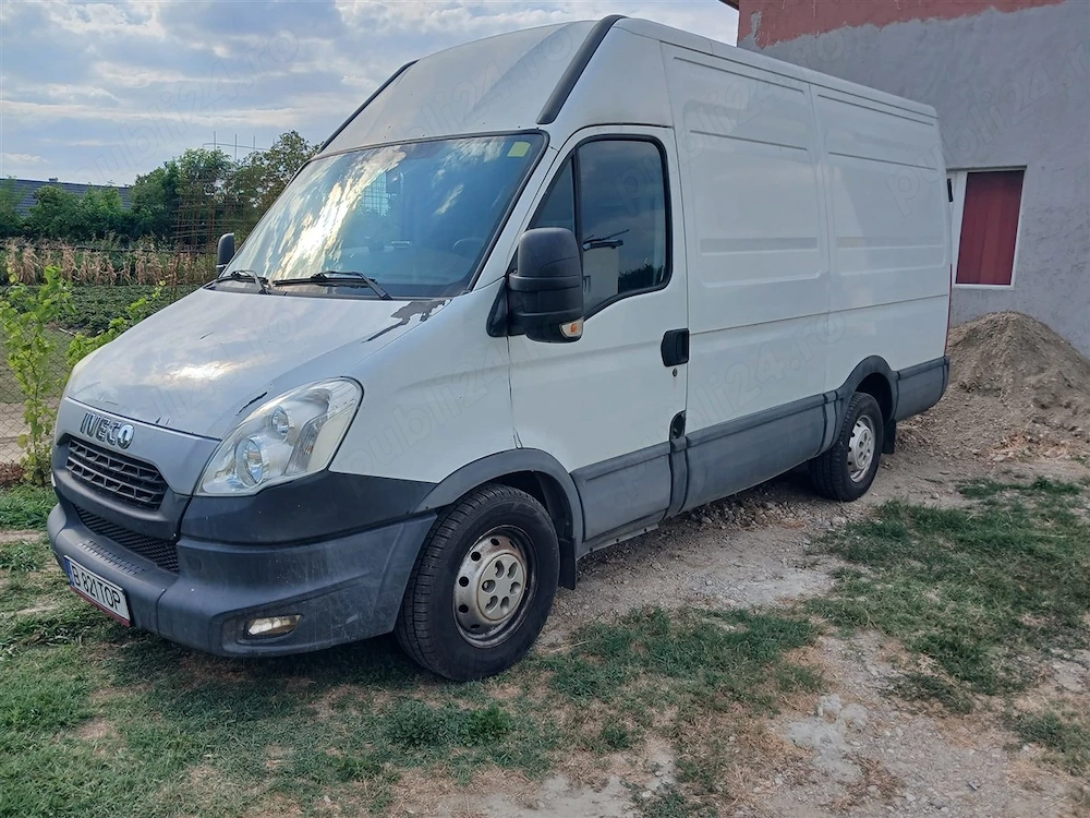 Iveco Daily 2.3 Diesel, AC, Pilot automat, an 2014, inmatriculata, primul proprietar