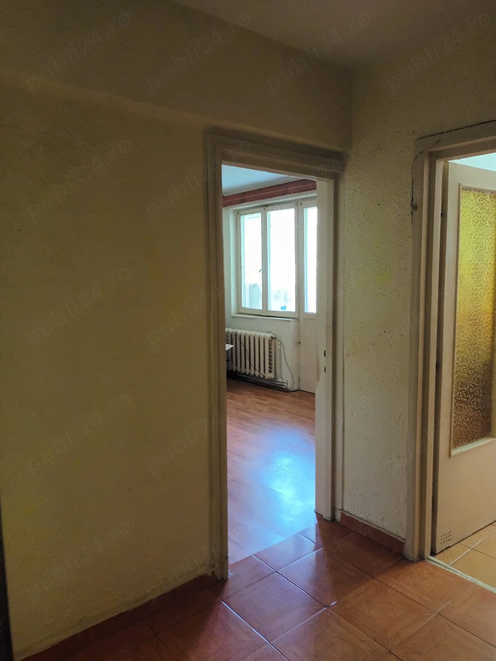 Apartament 3 camere, zona centrala Slobozia