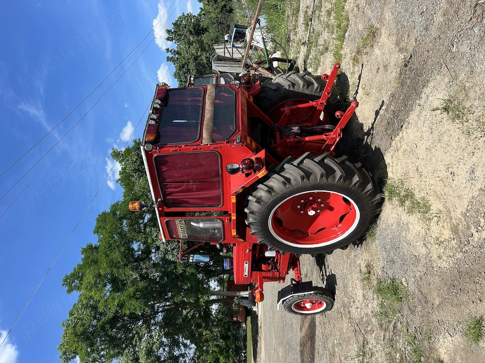 vând tractor utb 650