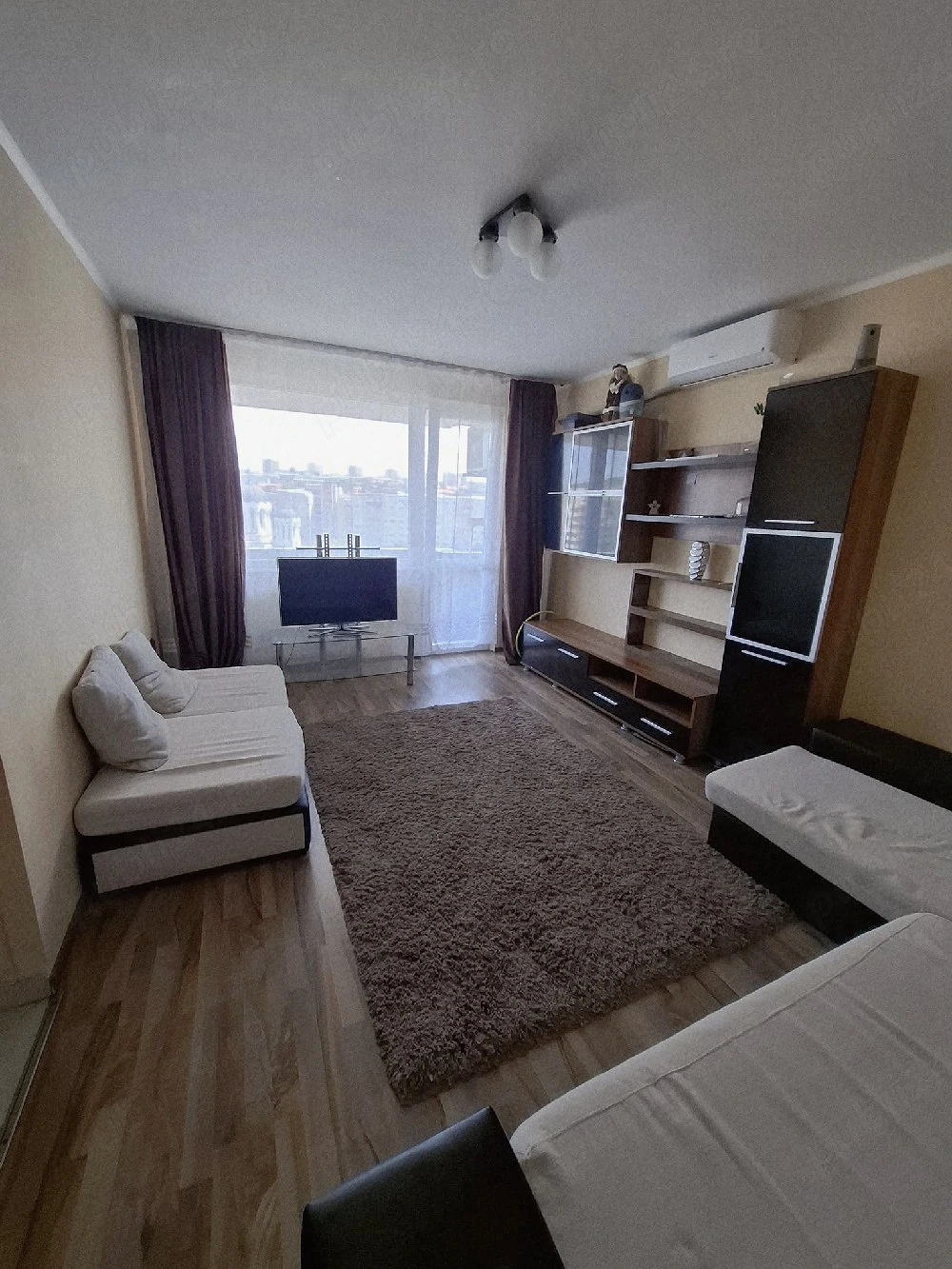 Vand apartament 2 camere
