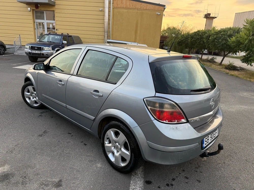 Vand Opel Astra H 1,6 + GPL  an 2008