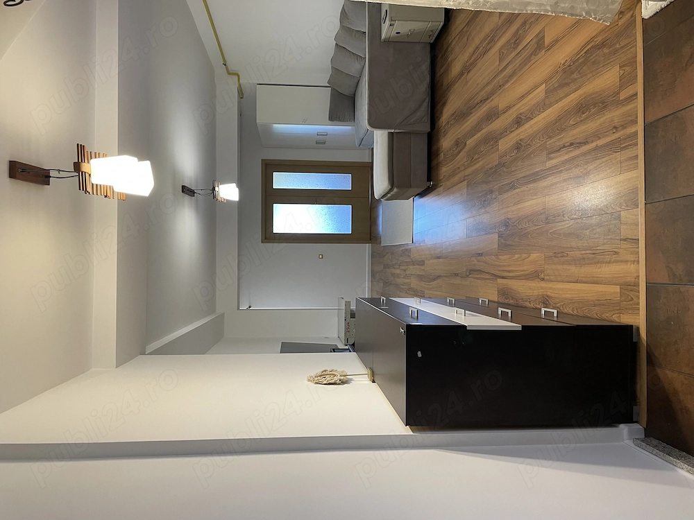 Închiriez apartament 2 camere 75 mp Promenada