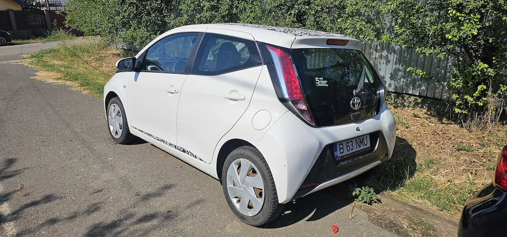 Vand toyota Aygo 2014 - primul proprietar