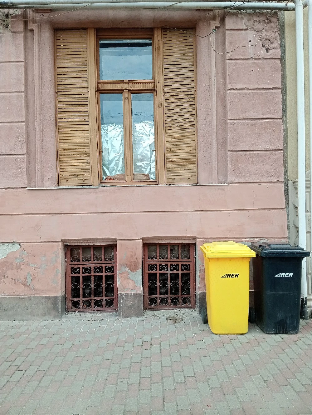 Vând urgent Apartament central în Lugoj 