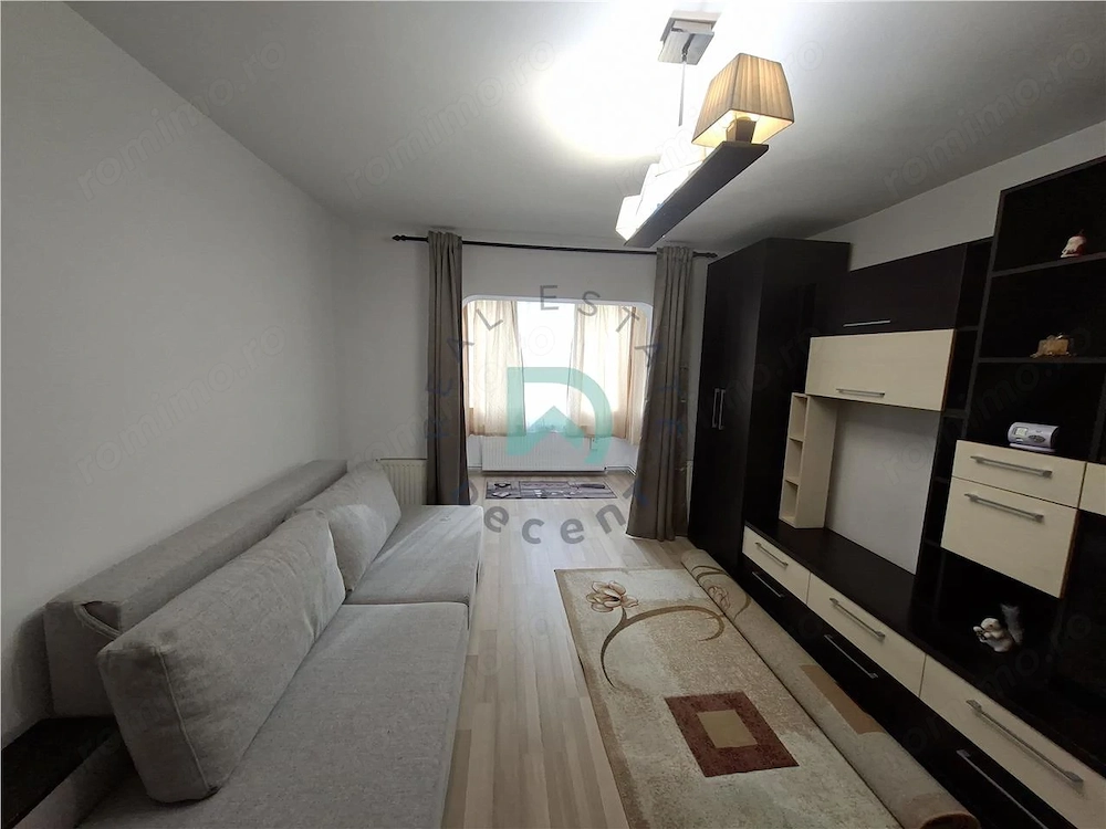 Apartament 3 camereTractorul, 75 mp - Brasov