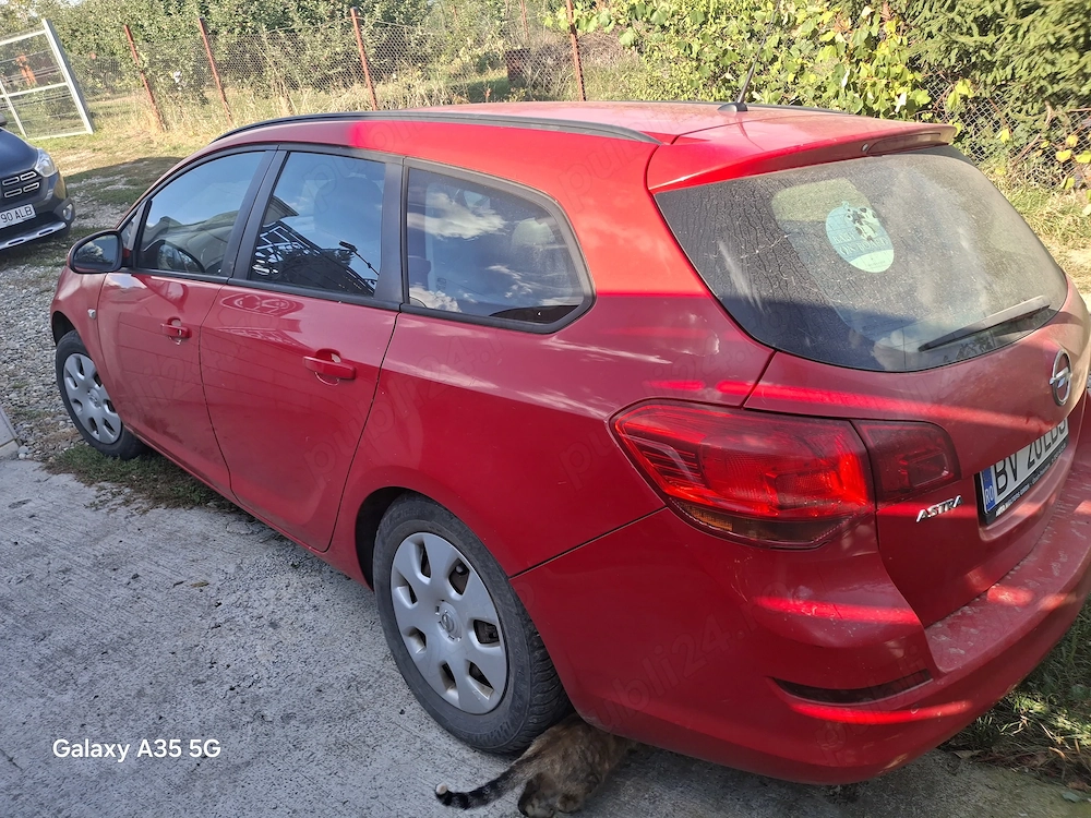 Astra j sport tourer 1,3 cdti, 2011