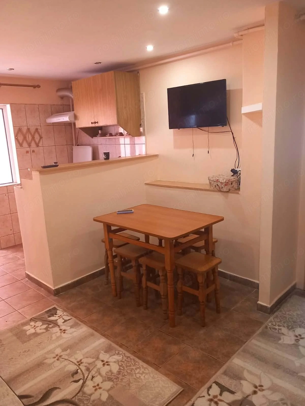 Vand ap. 2 camere, decomandat, zona Calea Aradului, centrala proprie, 51 m2