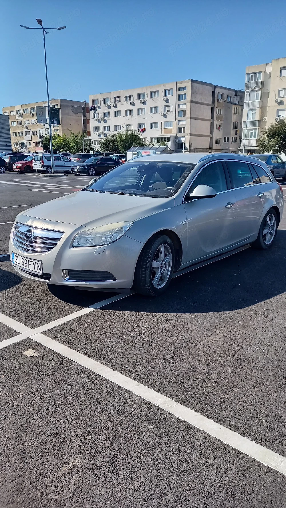 Vând Opel insignea brec 