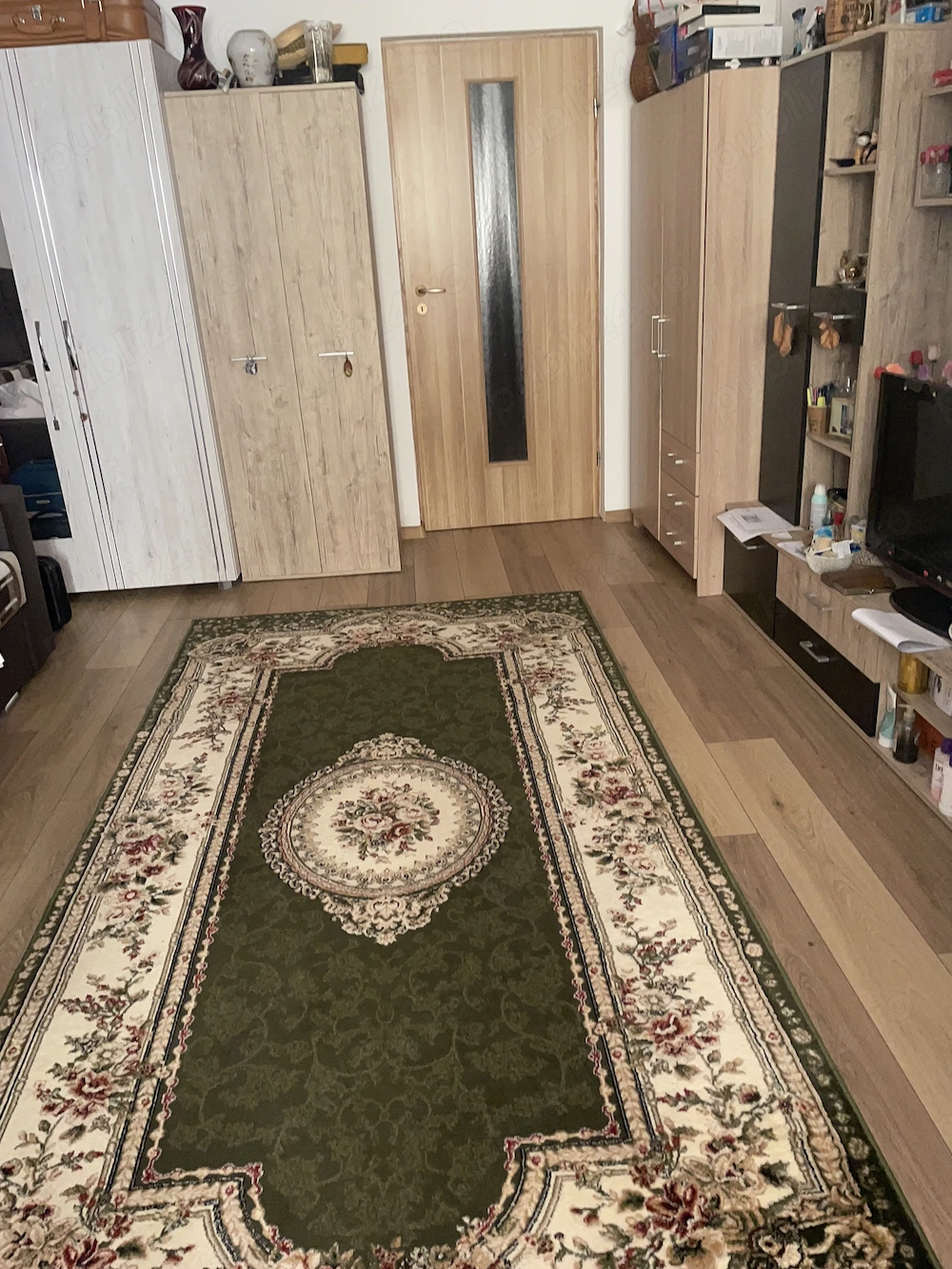 SCHIMB garsonieră parter Astra 