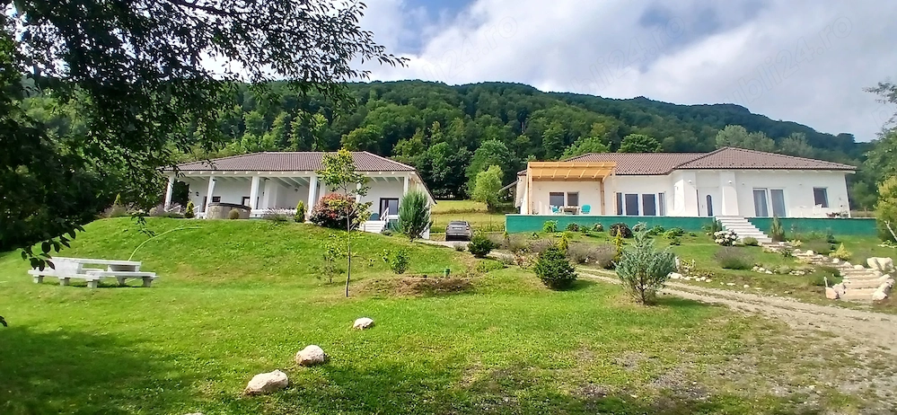 2 case in Bran, sat Predelut: locuinta + vila turistica***, exclusiv direct de la proprietar