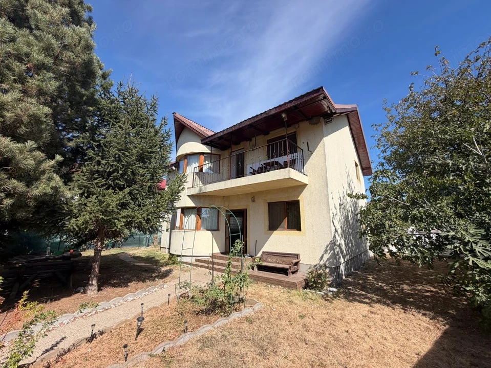 Casa P+1, 166 mp utili, 465 mp teren, zona Carcea 