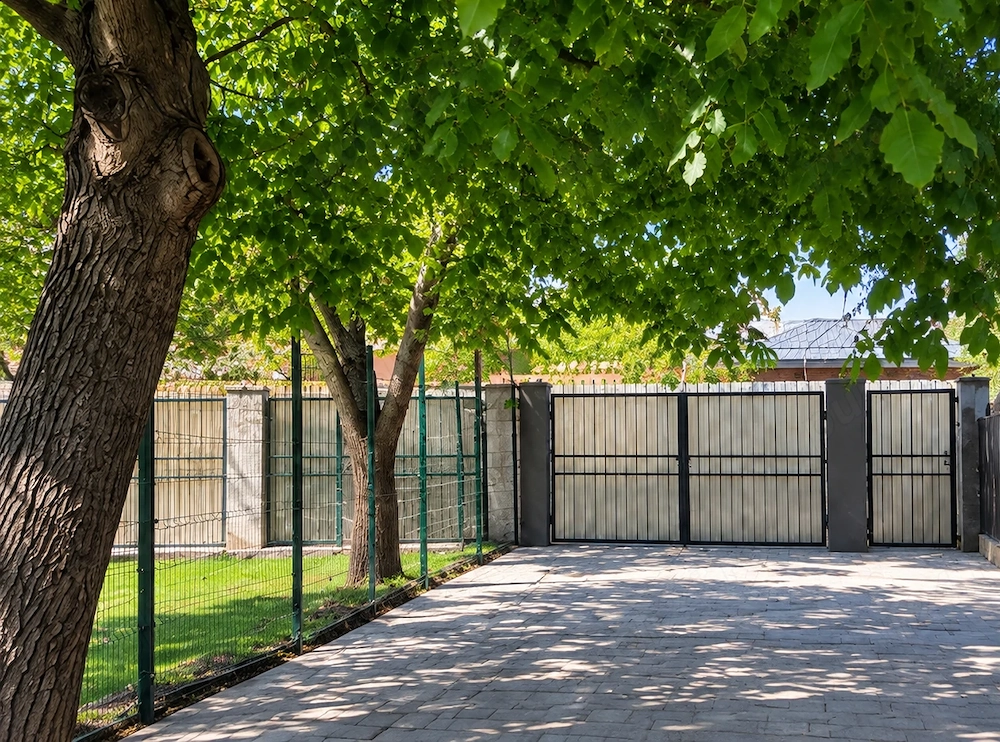 Casa de vanzare in Tunari cu teren in suprafata de 700 mp la 139.000  