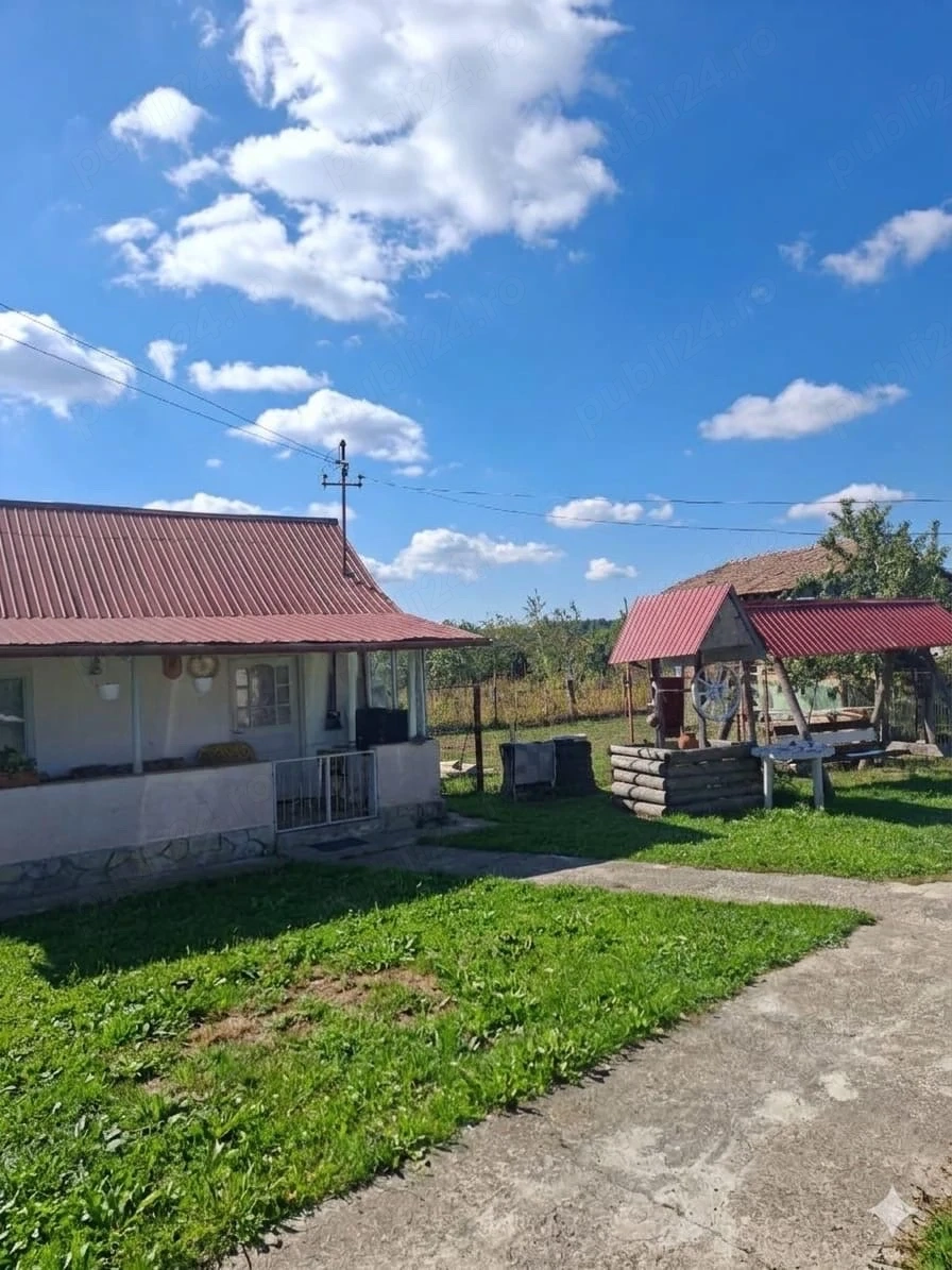 De vânzare: Gospodărie completă cu casă utilată, anexe, curte și livadă mare   6.243 mp, Cuca (sat C