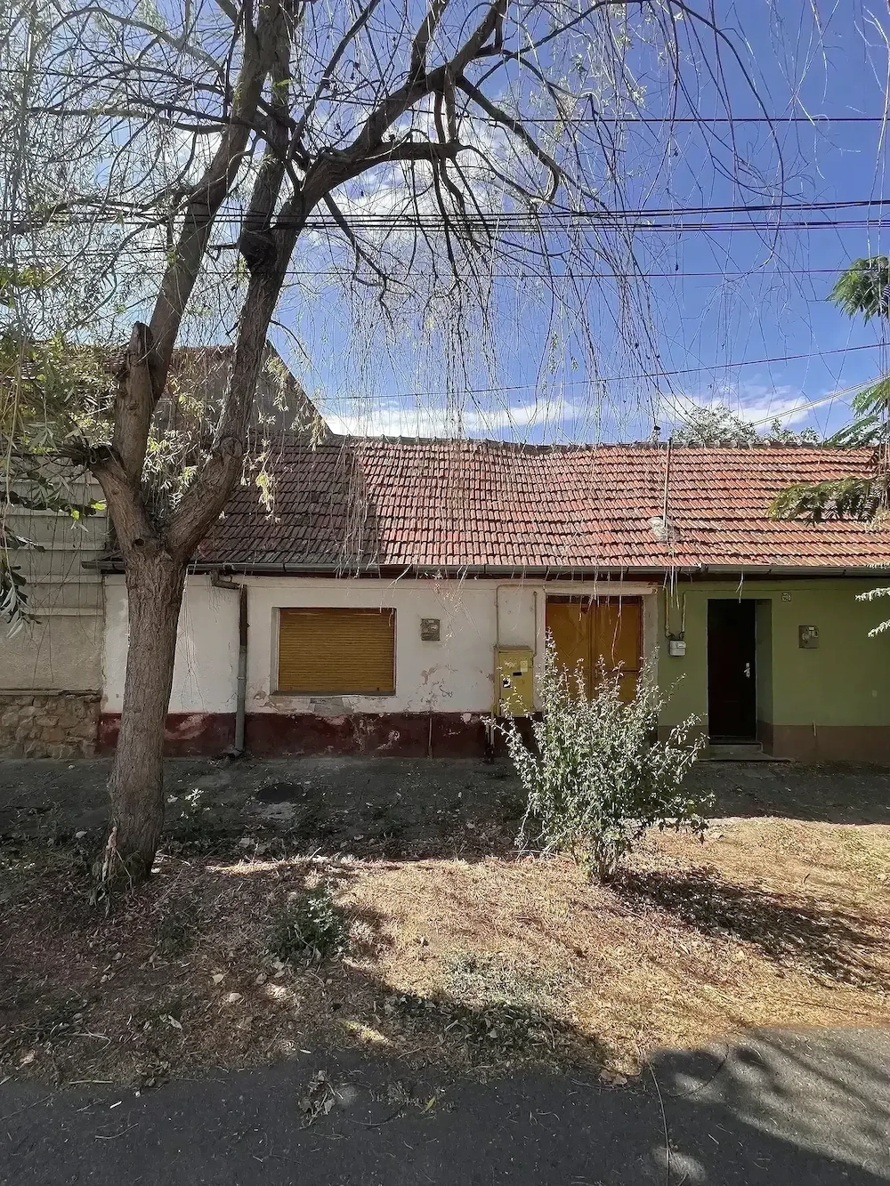 Casă de vânzare zona Pârneava