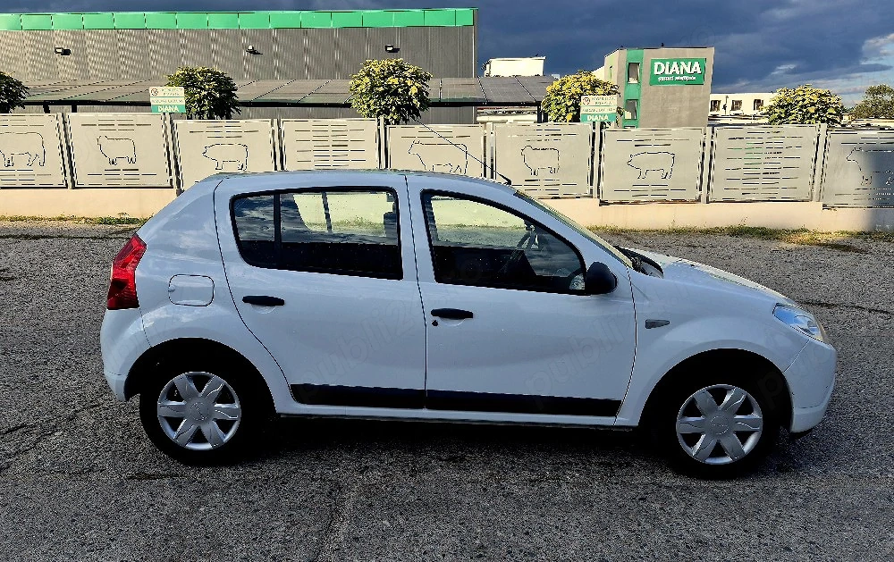 Dacia Sandero 2009 27000km
