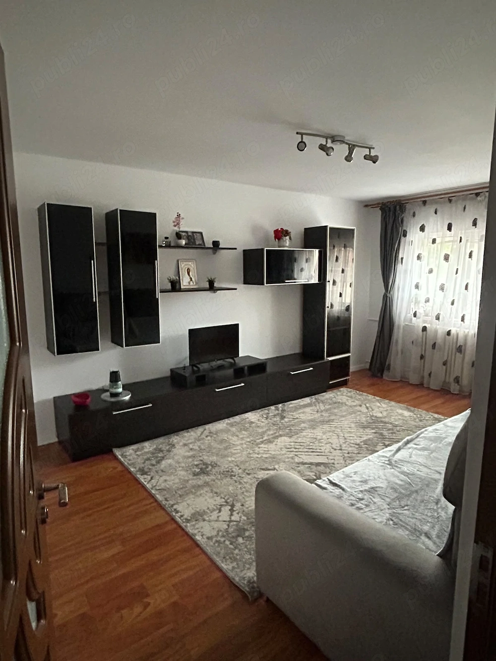 DE INCHIRIAT Apartament 2 camere Brazda lui Novac