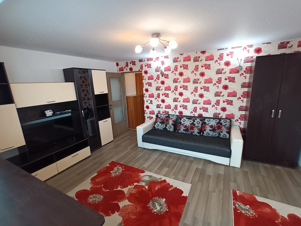 De inchiriat apartament decomandat, 44 mp, 1 camera, renovat, et. 1, Micro 5, Lugoj