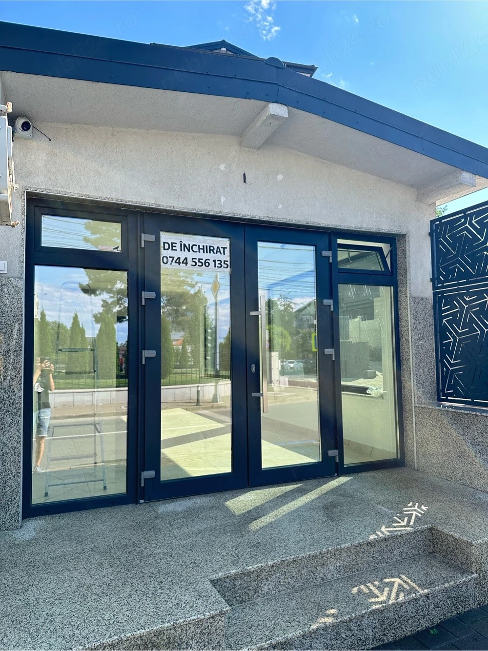 Proprietar închiriez spatiu comercial ultracentral stradal 
