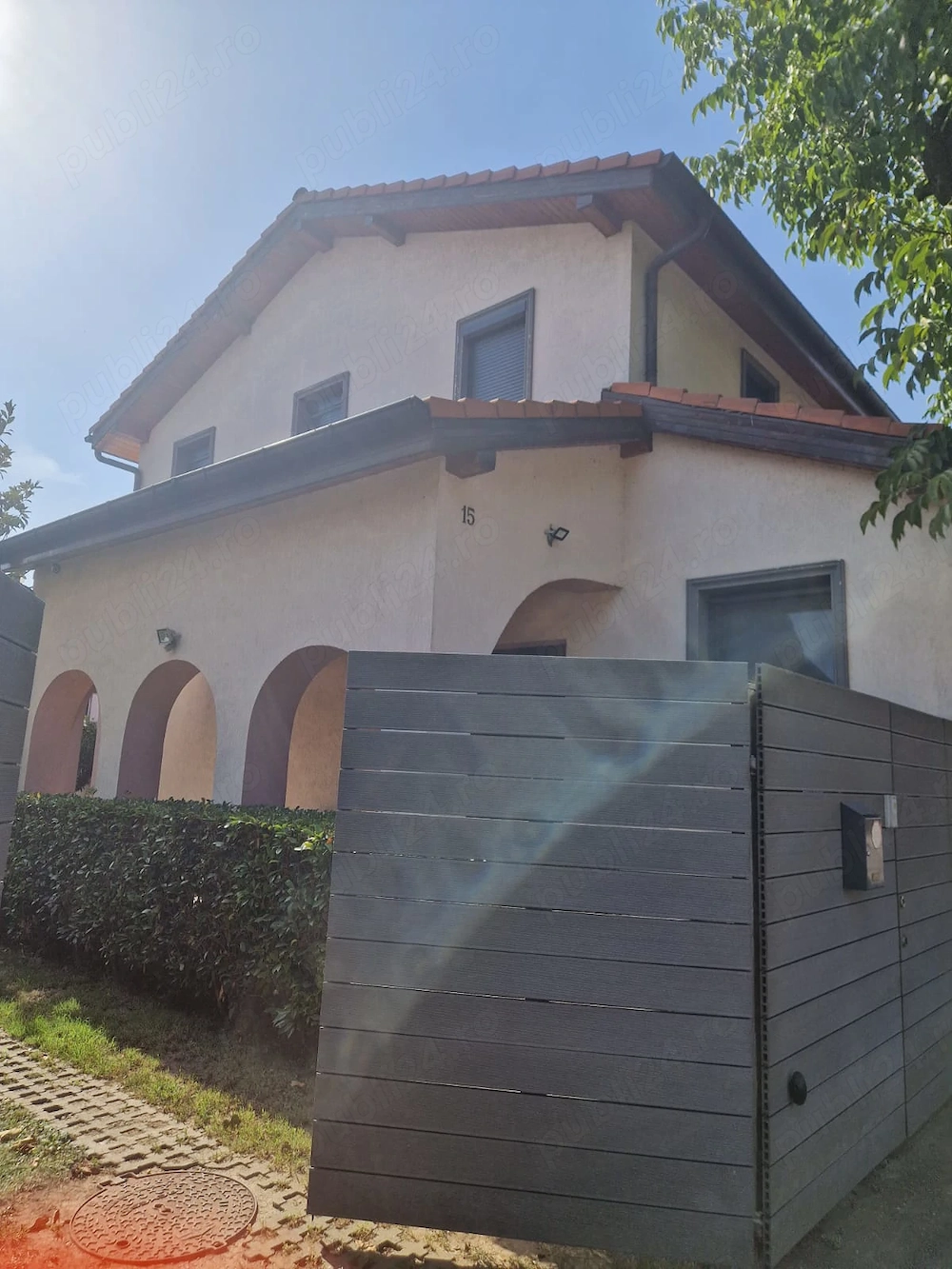 Vand casa deosebita stil mediteranean direct de la proprietar