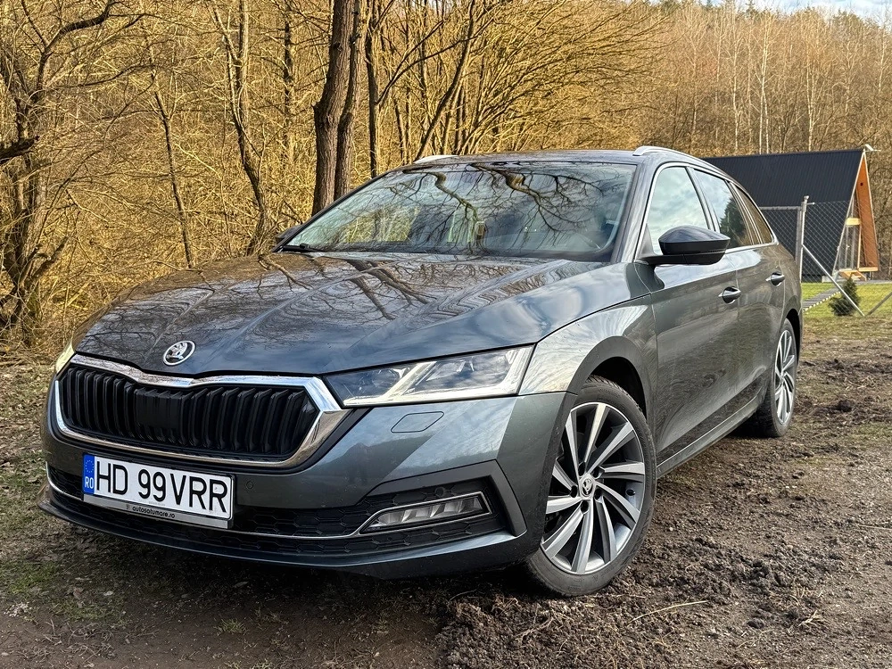 Vând Skoda Octavia IV
