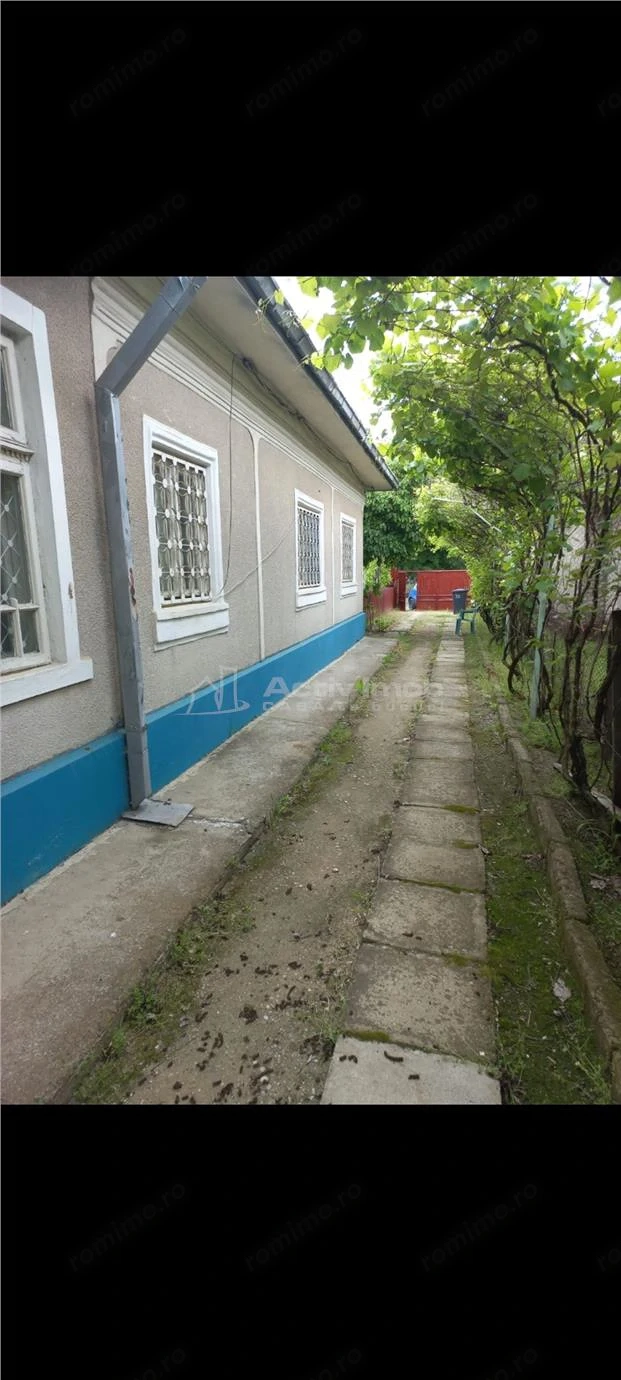 CASA  si teren vis a vis de Policlinica  str. M.Filipescu