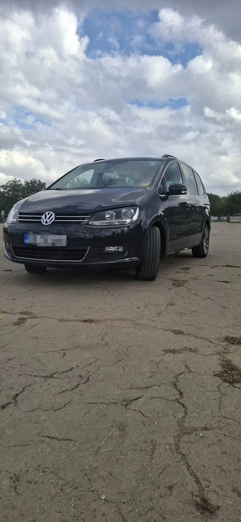 De vânzare Wolkswagen Scharan an de fabricație 2014 Blue tehnologie 177Cp