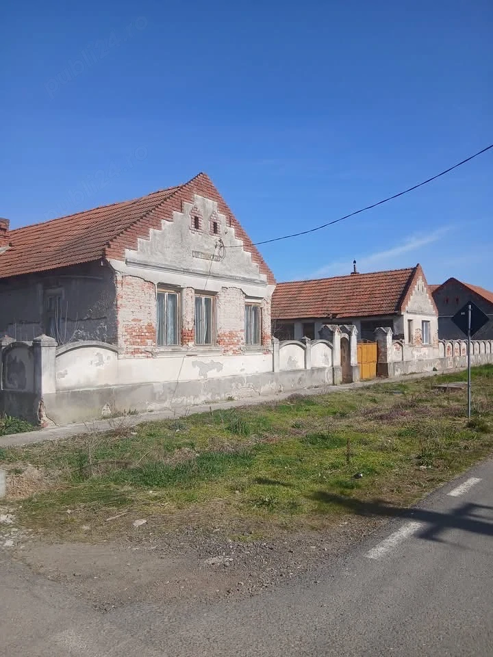 Casa de vanzare