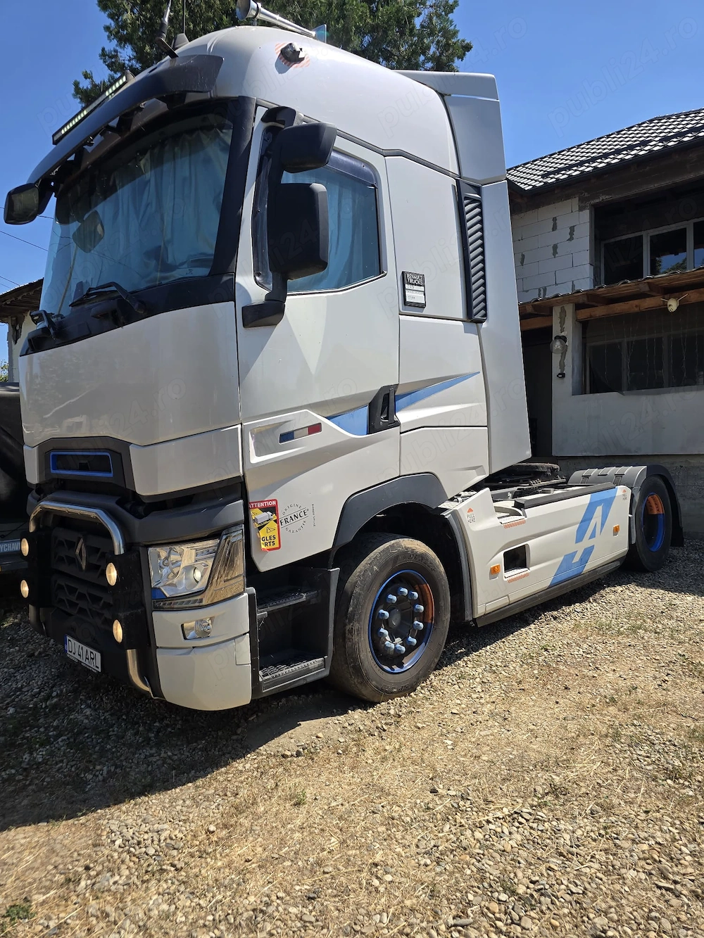 De vanzare ! Cap tractor Renault T520 EDITIE LIMITATA TEAM ALPINE 12 99 , an fab 2017, km 752556