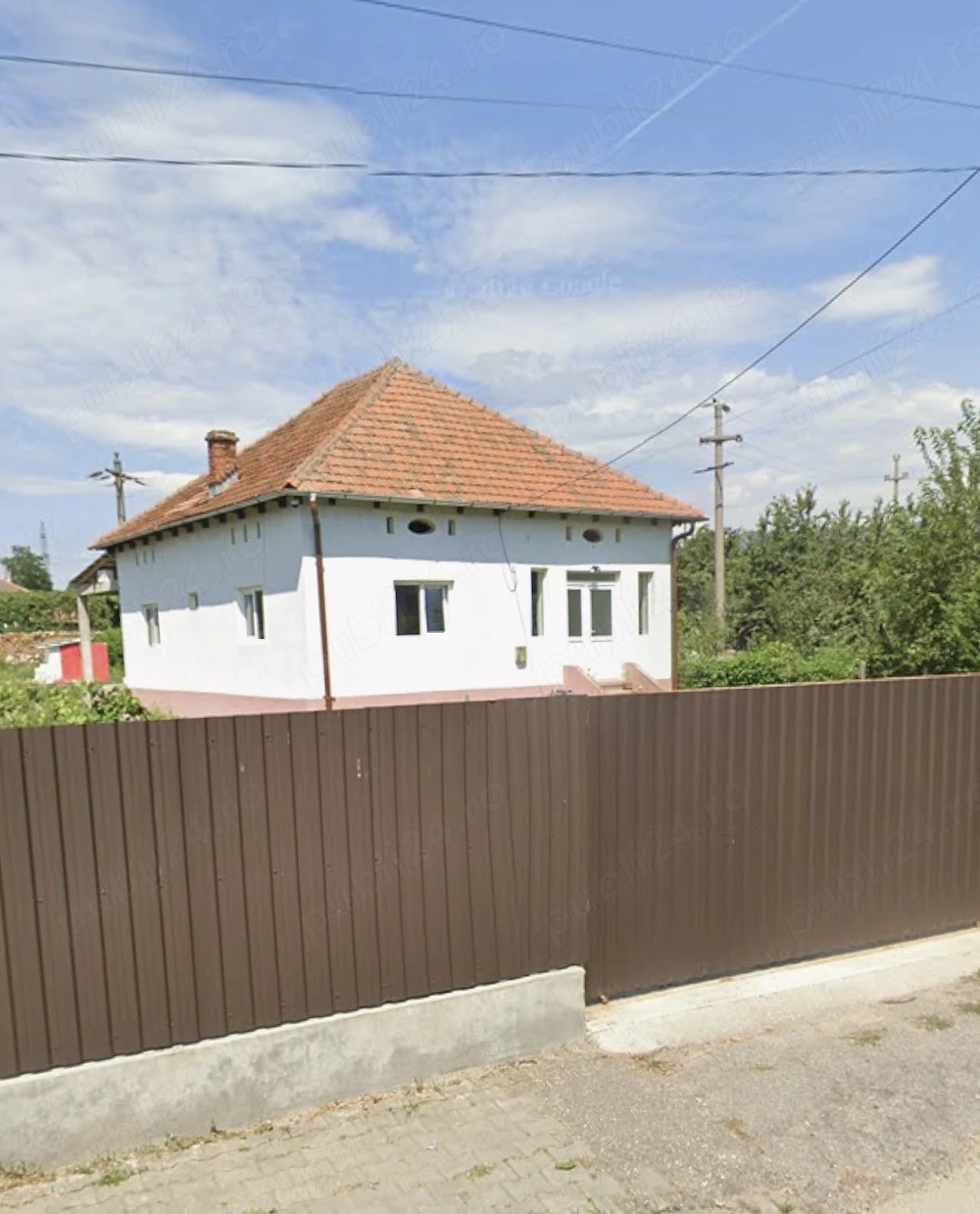 Se vinde casă 140.000  in Horezu 