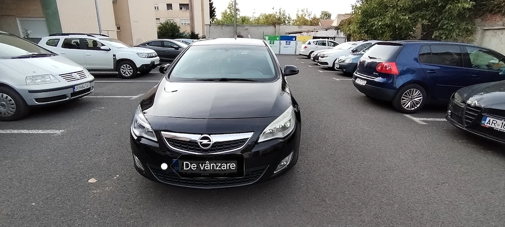 De vânzare opel astra j 2010 1.6 benzina 