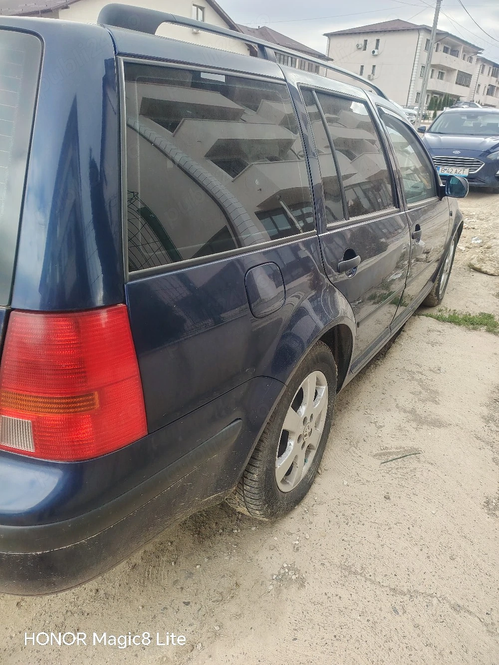 golf 4 1,6 benzina 2002 funcționează tot 