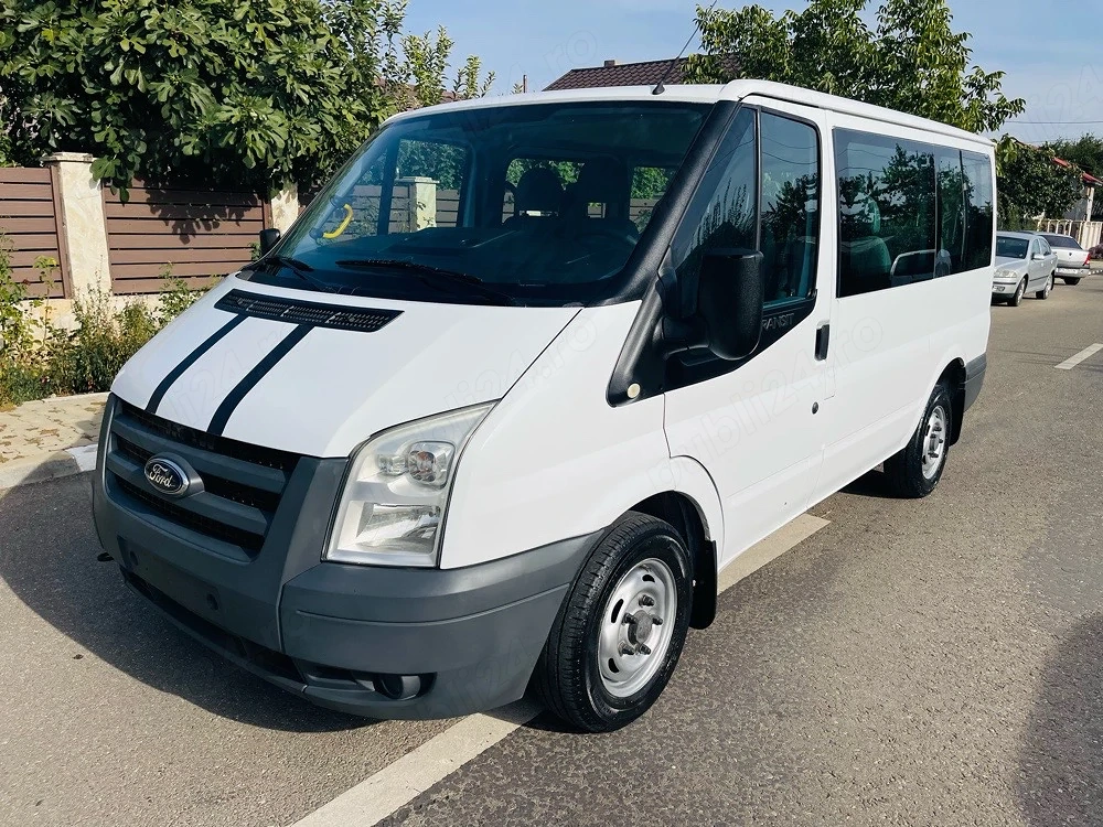 Ford Transit 2012  2,2 diesel  8+1 locuri euro 5 