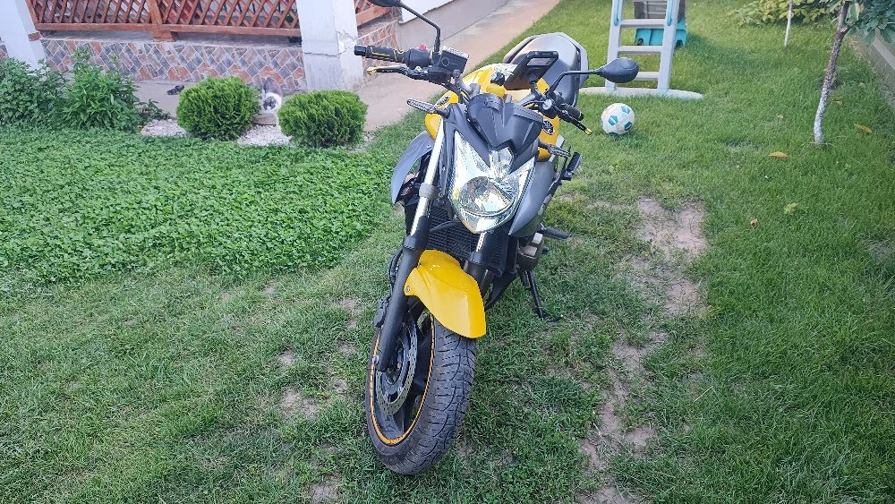 Yamaha xj6n 2009
