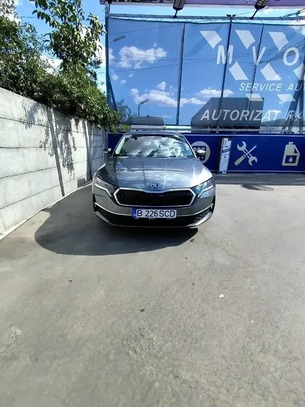 Vând  skoda Octavia (TSI DSG Selection   20.400 km   Garanție Producător