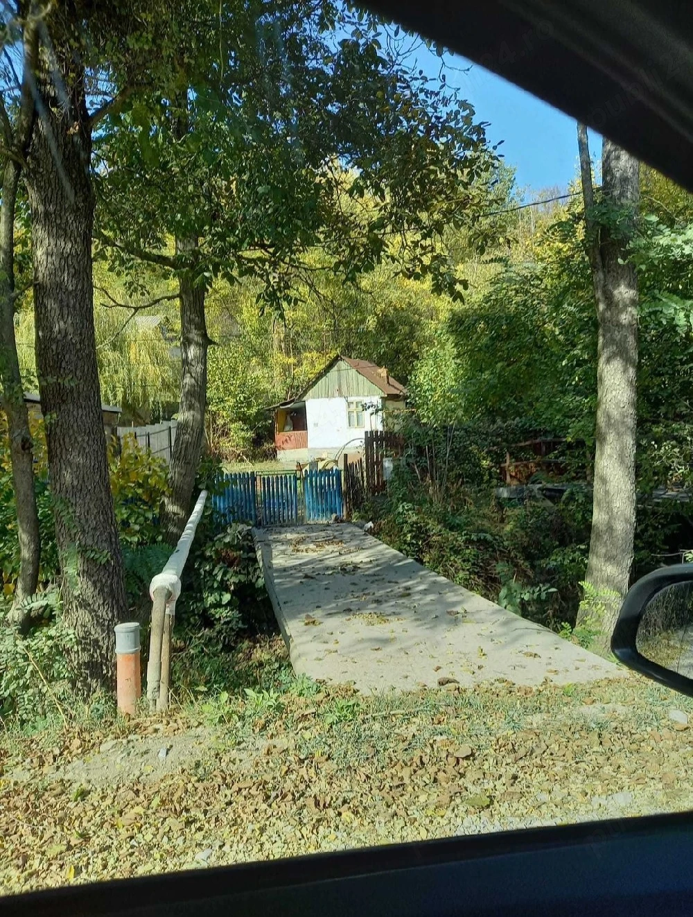 Casa de vacanta in pădure aproape București