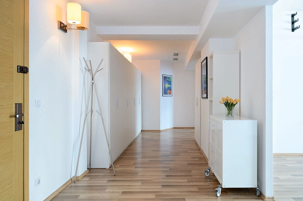 3 camere | 2 băi | 84 mp | Etaj 10 | RIN Grand Residence