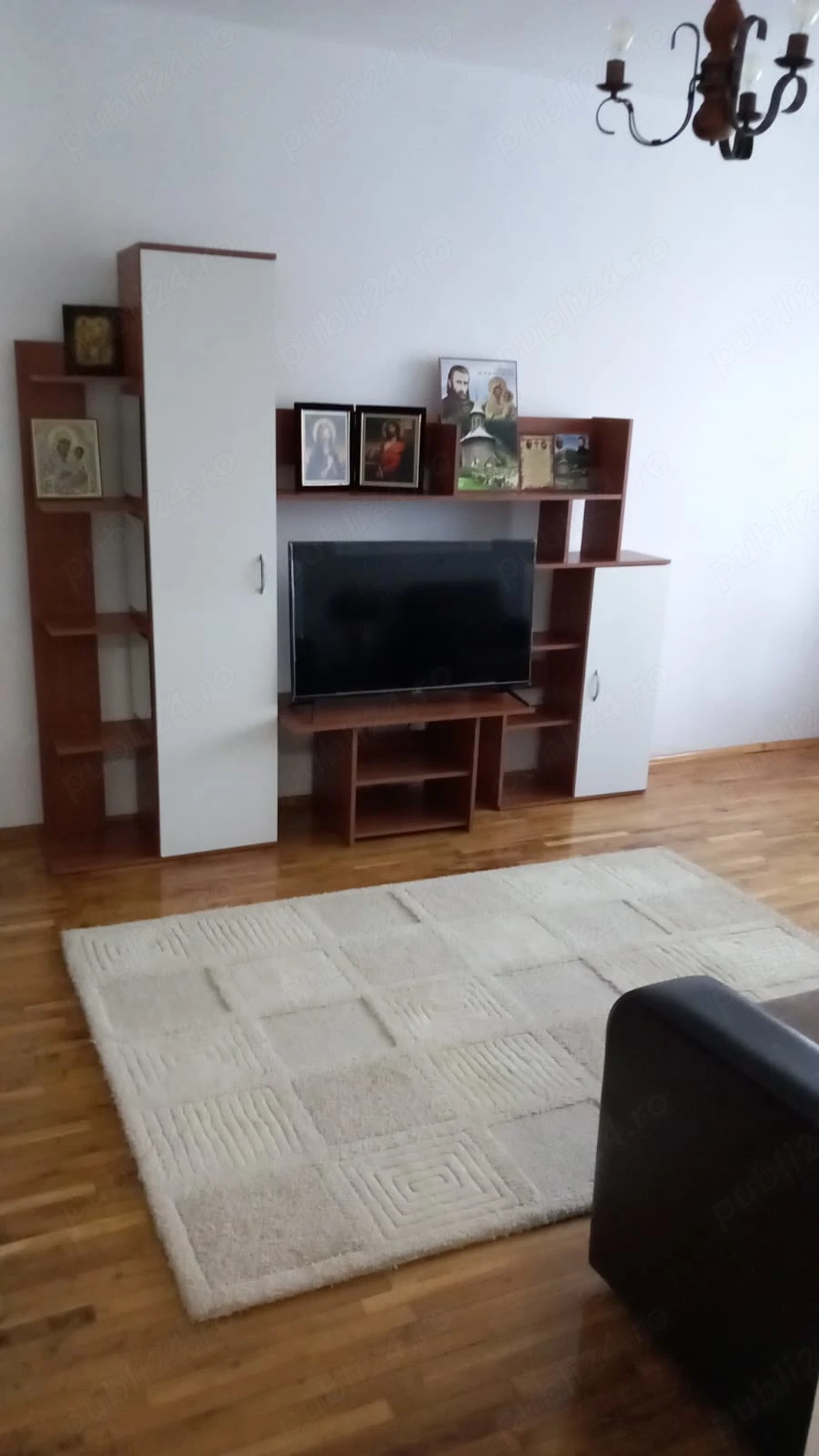 Proprietar închiriez 3 camere Drumul Taberei   Orizont, metrou