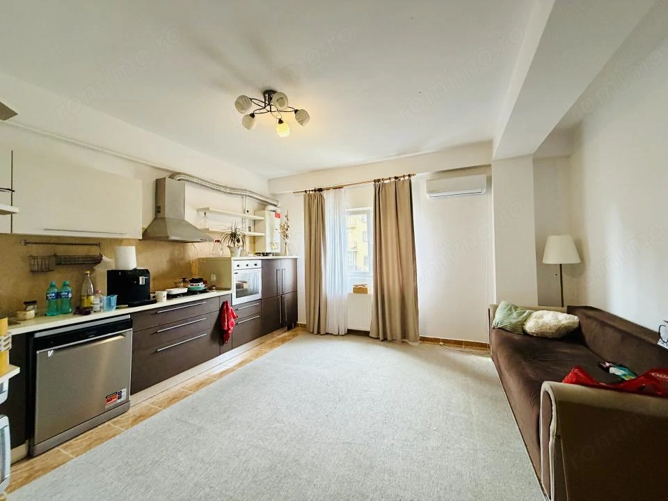 Apartament 3 camere Str Gladiolelor la 2 min de Lidl, poziționare excelentă 