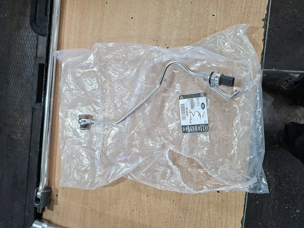 Senzor presiune Land Rover Jaguar 6403-96824-BA