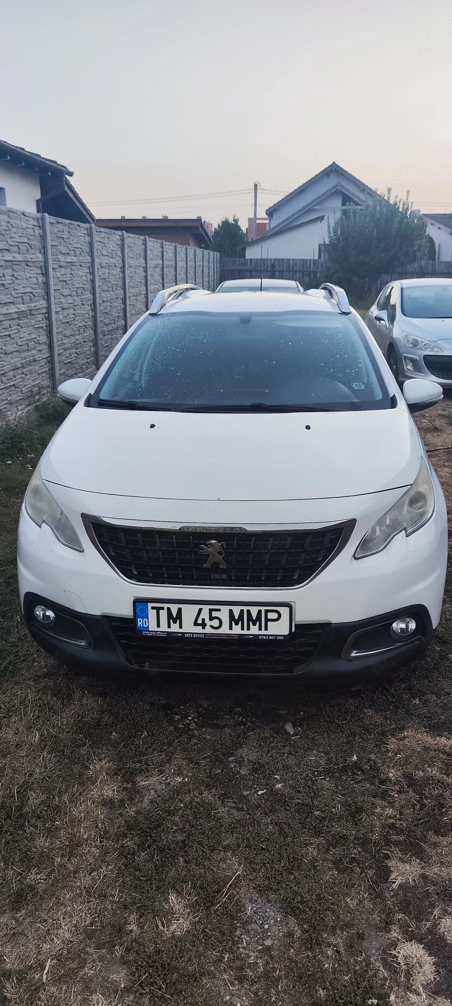 Vand Peugeot 2008 1.6 blue hdi din anul 2017, 220900 km, stare foarte buna