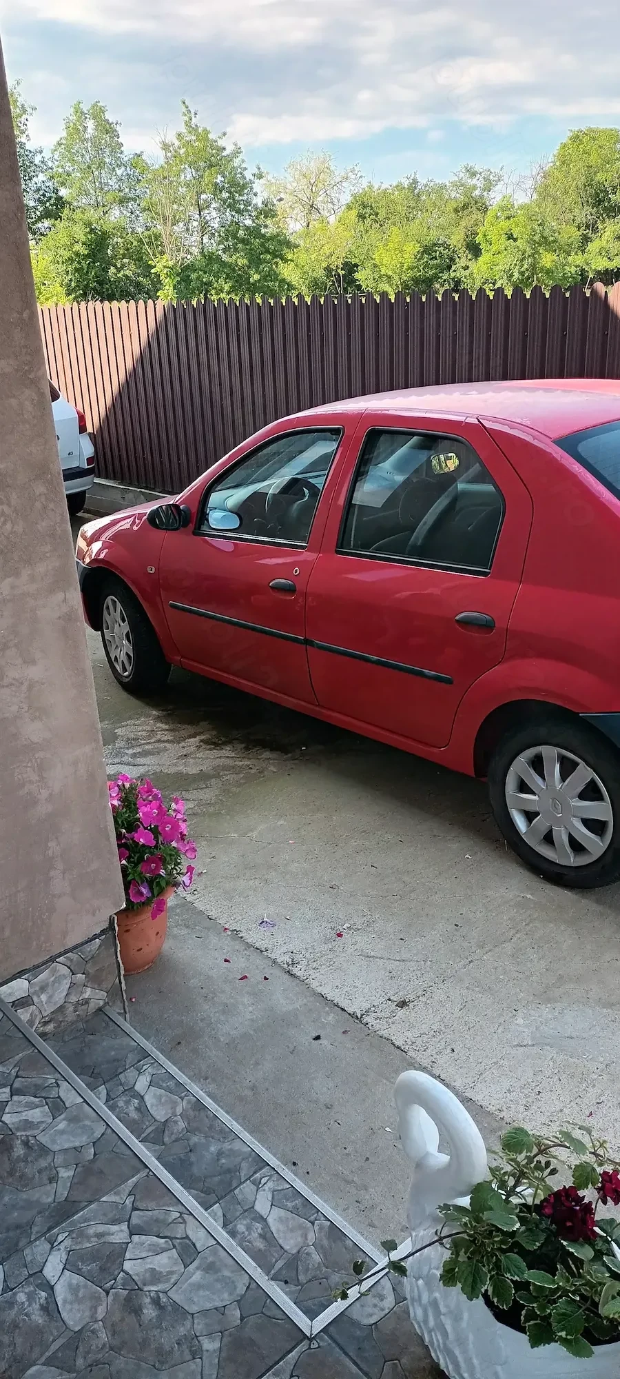 Vand logan 1,4 benzina