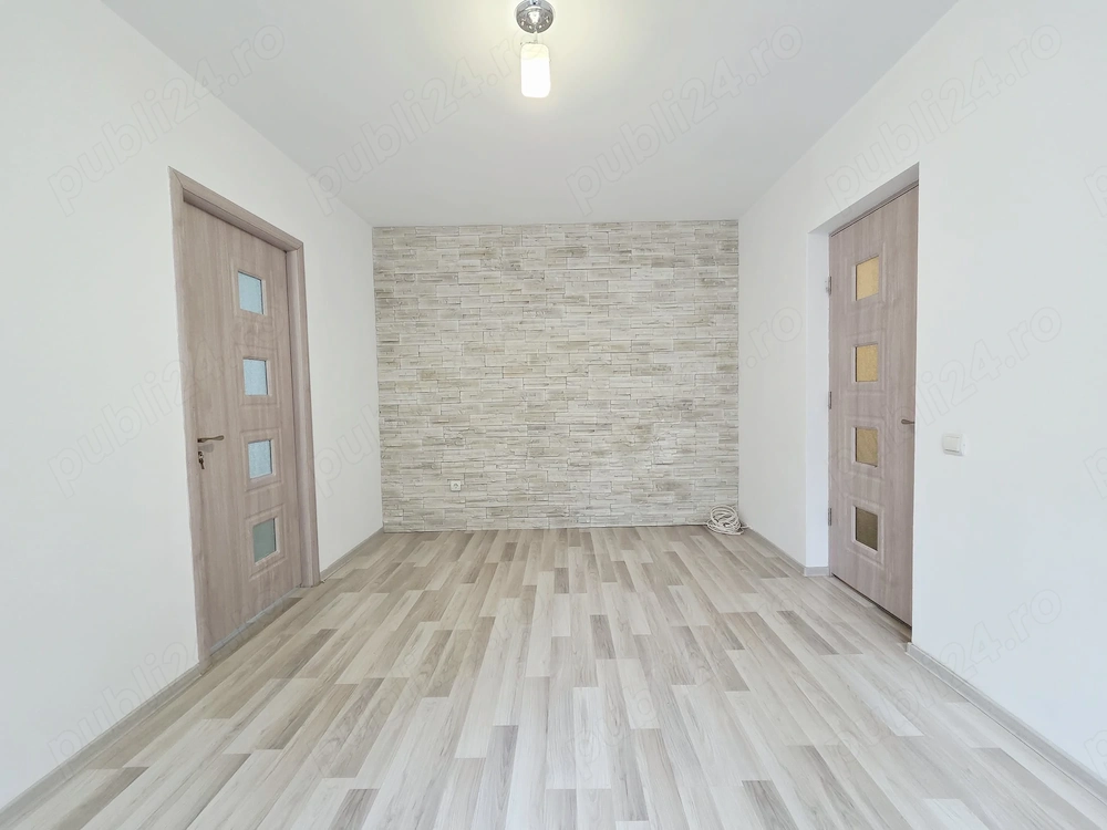 Apartament 3 camere Micro 19 CT bloc aproape de bulevard