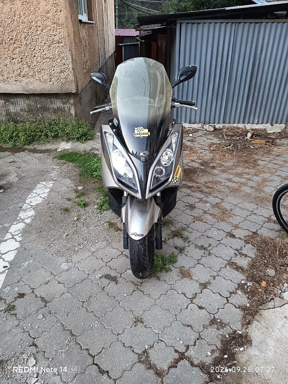Vând sau schimb cu auto 
