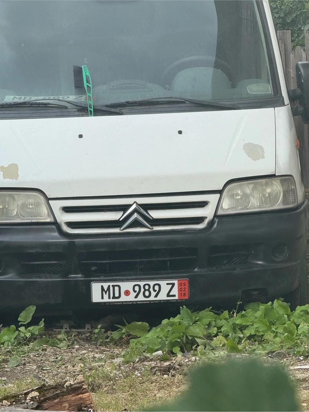 vand sau schimb duba pe banii sau pe masina mica duba merge este radiata!!