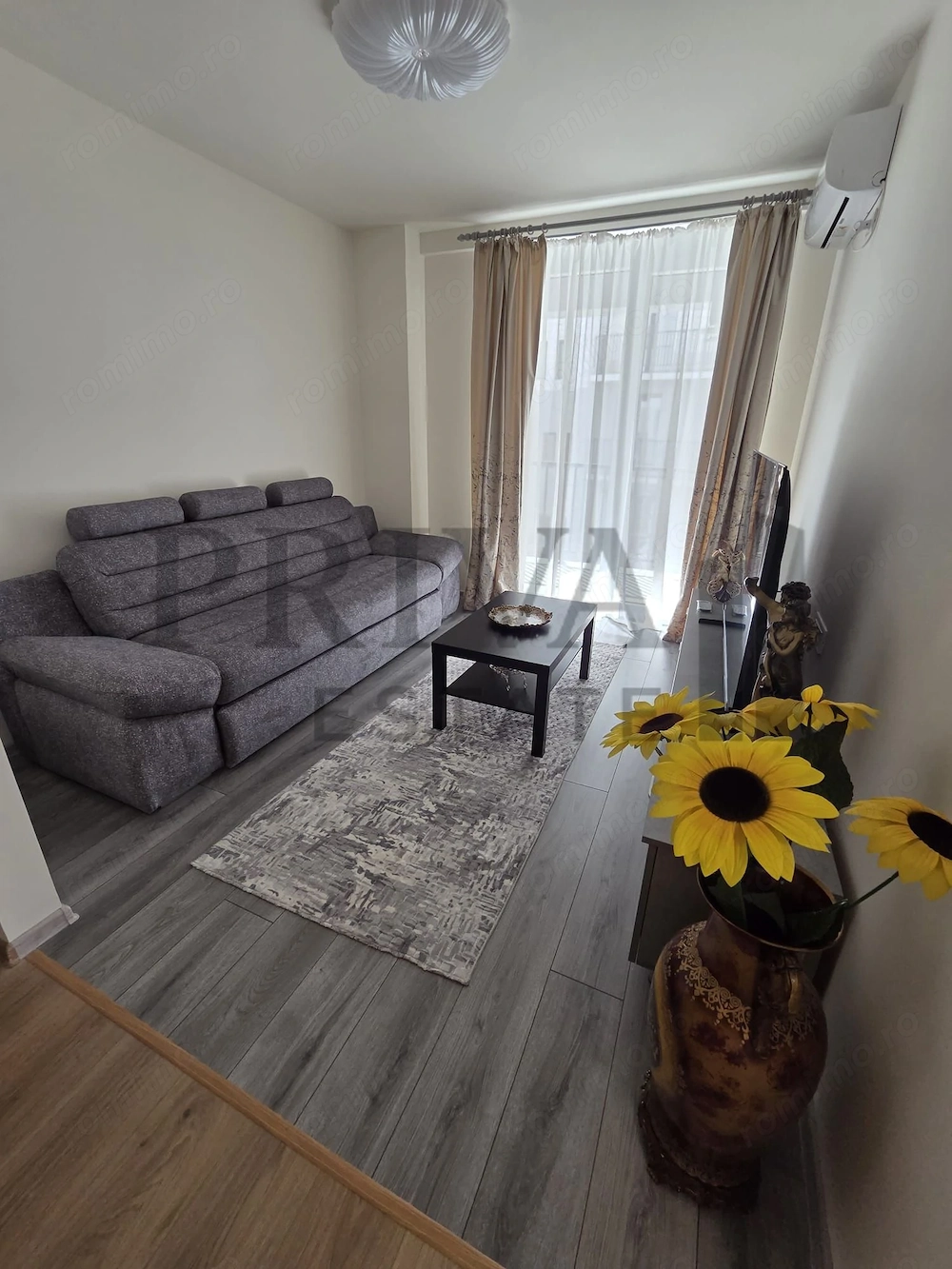 Apartament modern 3 camere, 2 bai, etaj 1, parcare, Aradului