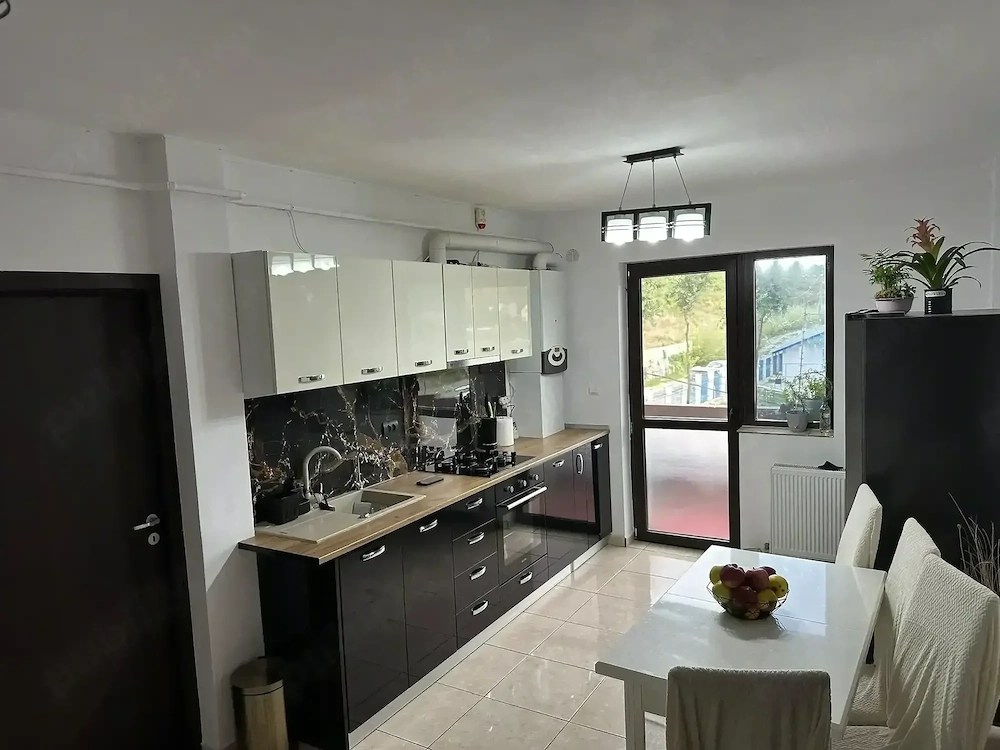 Apartament de vânzare în zona Hlincea 