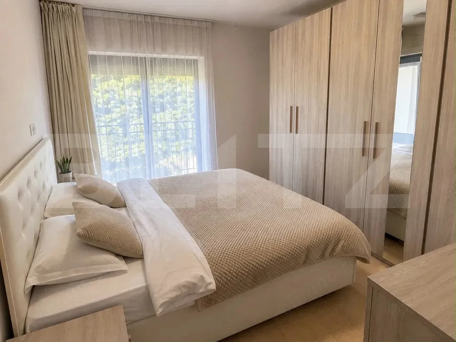 Apartament LUX cu 3 camere, 70mp, terasa, parcare , zona Borhanci 