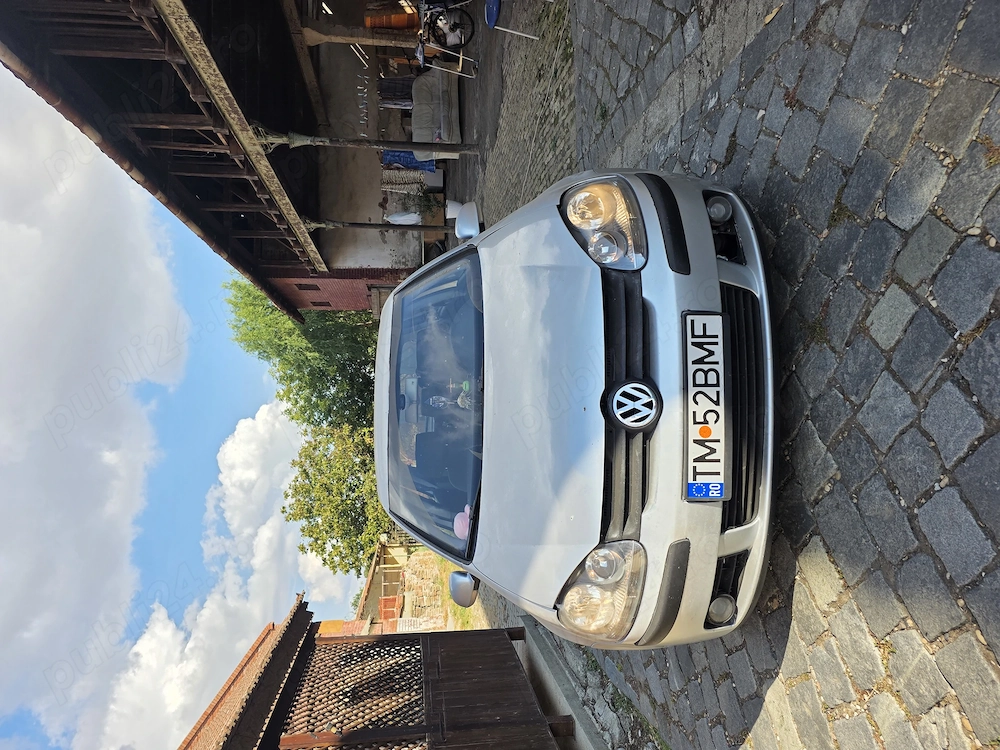 Golf 5 1.6 FSI an 2004