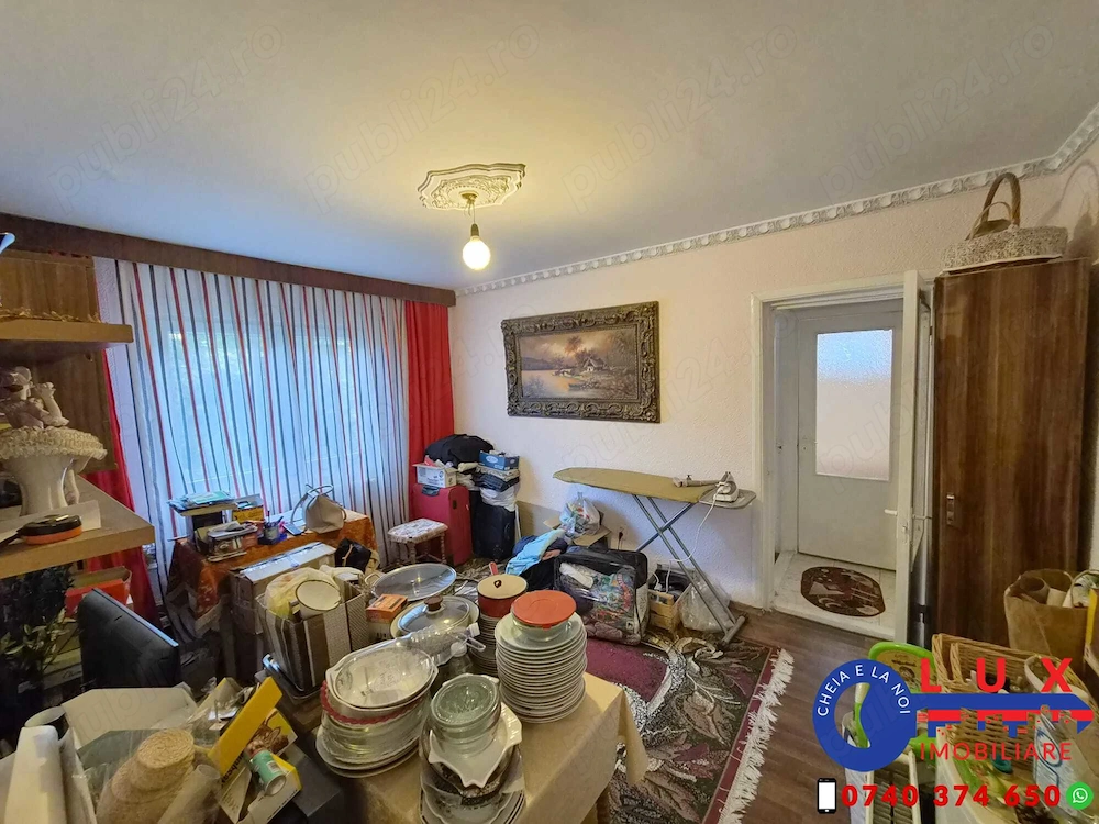 ID 3636 Apartament 3 camere in Cartier Vest DE VANZARE
