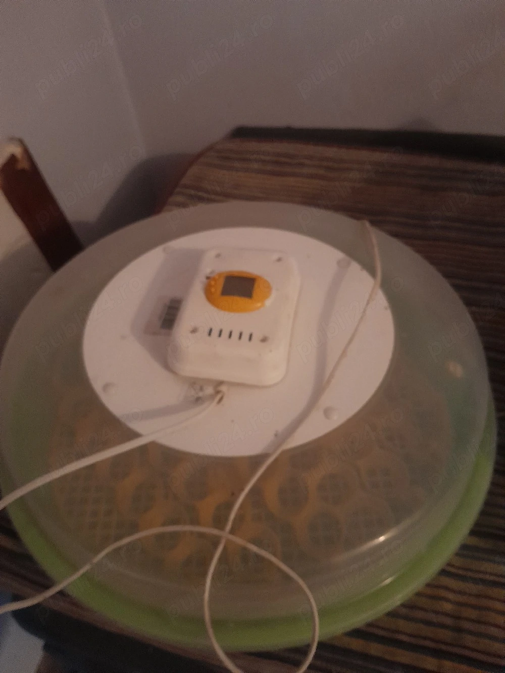 incubatorcu întoarcere